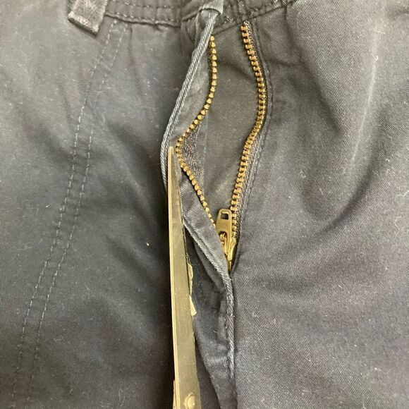 TOMMY HILFIGER Women’s Blue Cargo Pants Size 8 Inseam 28” - Picture 3 of 8